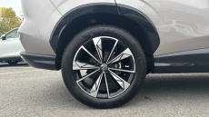 MG HS 1.5 T-GDI Trophy 5dr DCT Petrol Hatchback